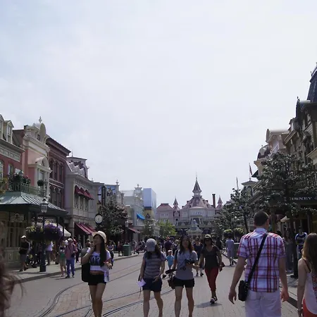 Eureka-disneyland Paris & Val D'europe Parking Gratuit Wifi Rer A Apartment Chessy (Seine-et-Marne)