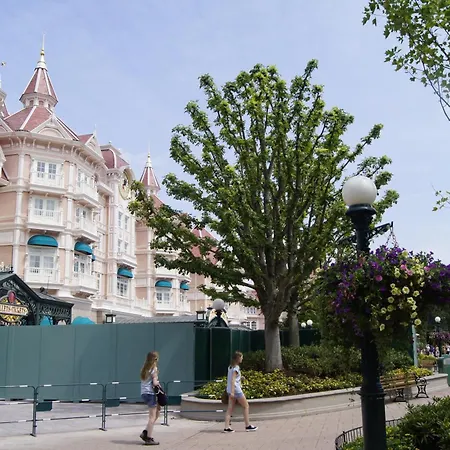 Eureka-disneyland Paris & Val D'europe Parking Gratuit Wifi Rer A * Chessy (Seine-et-Marne)