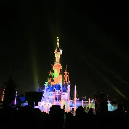 Eureka-disneyland Paris & Val D'europe Parking Gratuit Wifi Rer A Apartment Chessy (Seine-et-Marne)